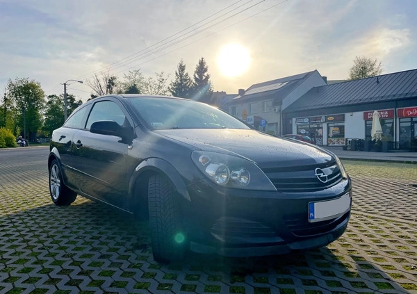 Opel Astra cena 12000 przebieg: 225000, rok produkcji 2005 z Łódź małe 16